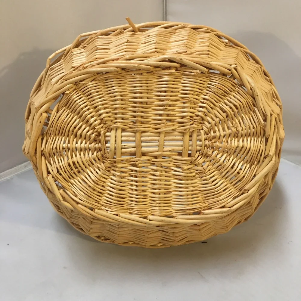 Wicker Gathering Basket Tan Woven Oval Gift Hamper Handle Easter Cottagecore